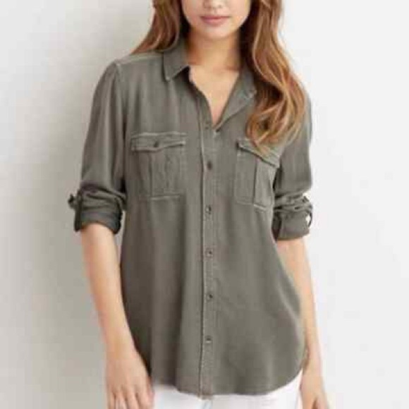 American Eagle Boyfriend Fit Camo Shirt - Picture 7 of 7